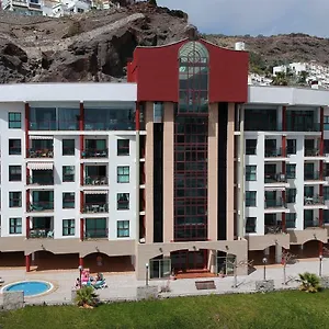  Apartment Su Eminencia - 2 Bedrooms 5 Star